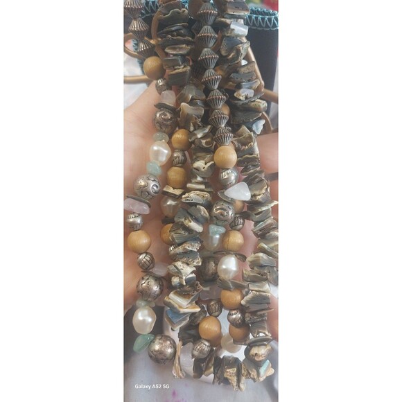 18" 3 strand vintage pearl and abalone with wood and silvertone bead necklace - Picture 3 of 12